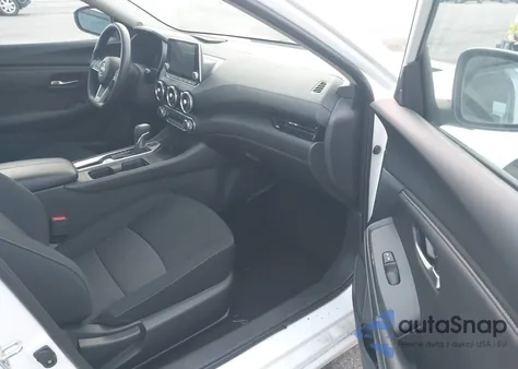 2024 Nissan Sentra Sv Xtronic Cvt z USA, uszkodzony, nr VIN 3N1AB8CV9RY211840